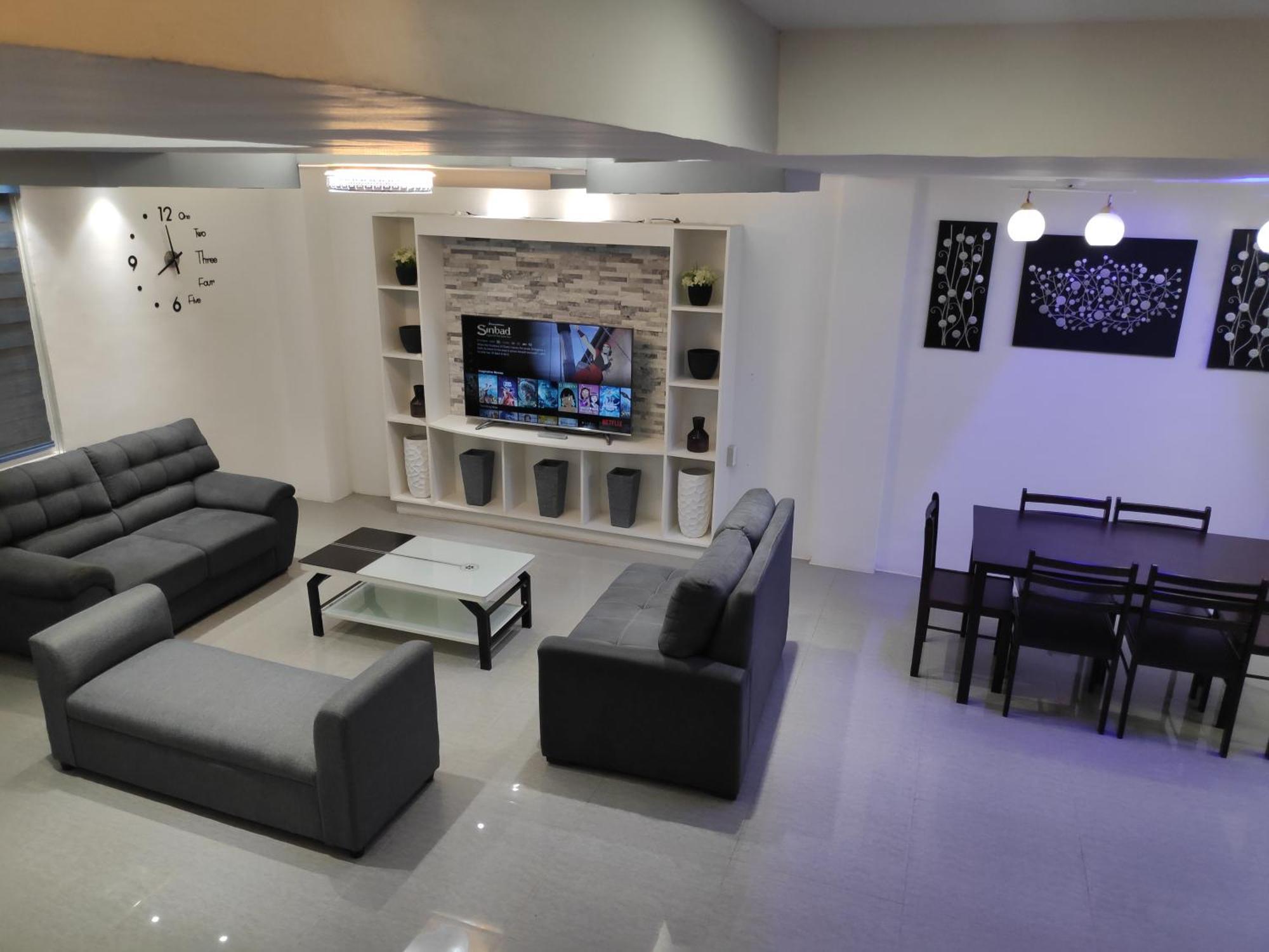 Tagaytay Staycation By Naya And Darla W Free Swimming Pool, Wifi & Netflix Tagaytay City Kültér fotó
