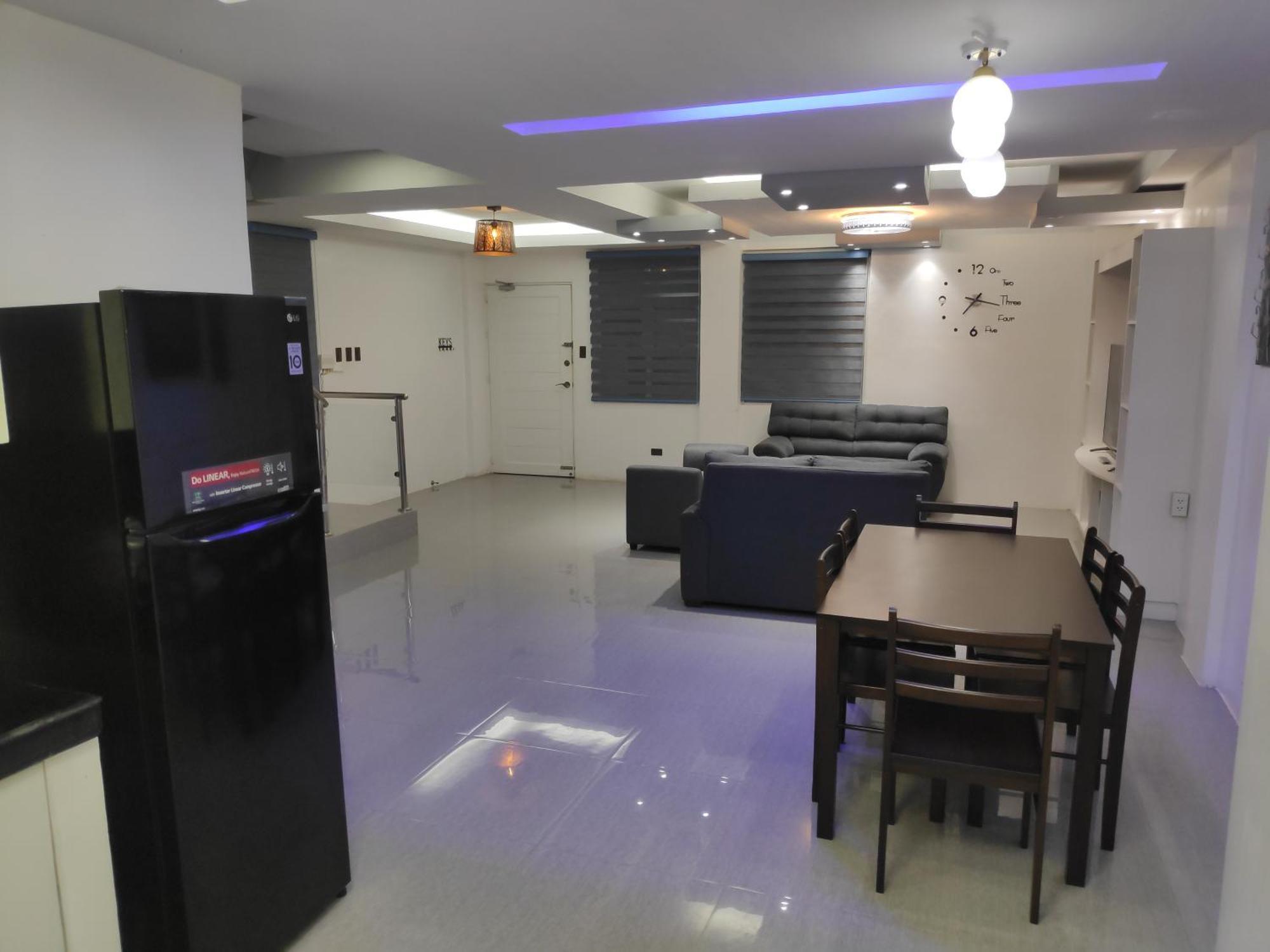 Tagaytay Staycation By Naya And Darla W Free Swimming Pool, Wifi & Netflix Tagaytay City Kültér fotó