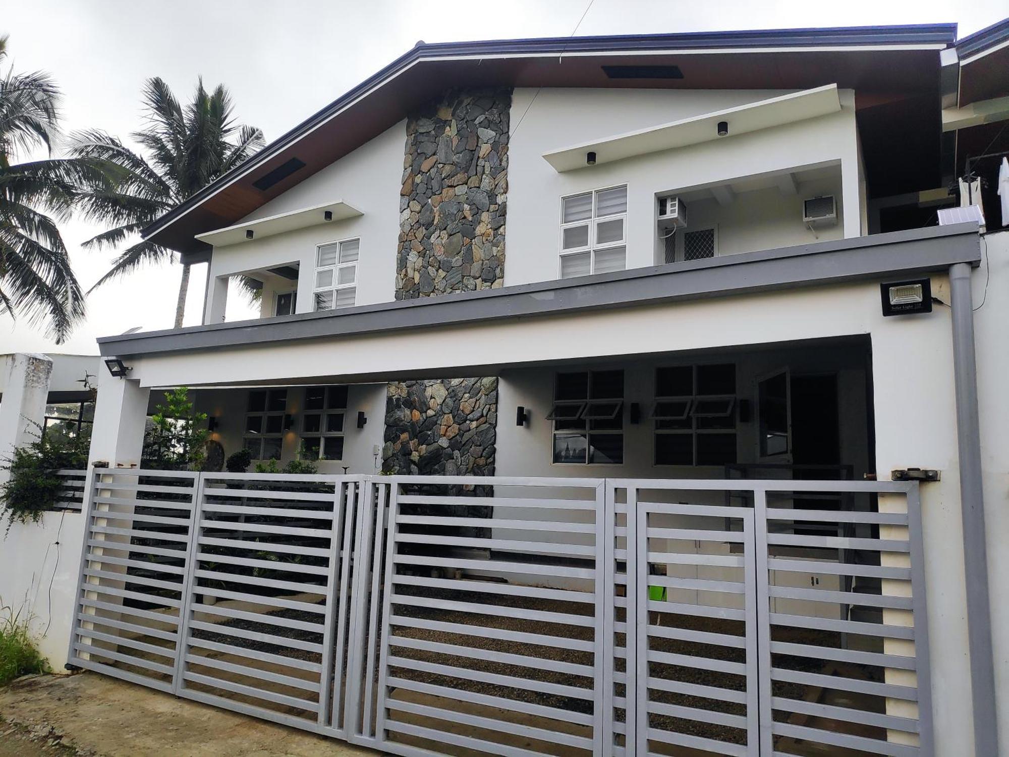 Tagaytay Staycation By Naya And Darla W Free Swimming Pool, Wifi & Netflix Tagaytay City Kültér fotó